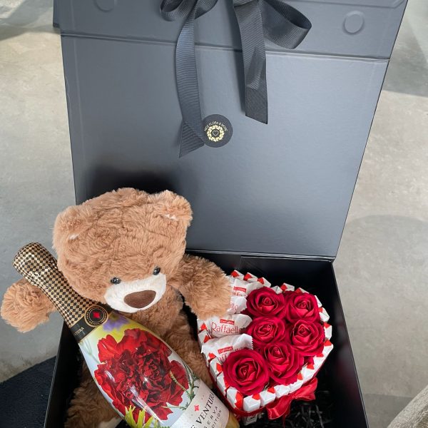 PHOTO-2025-12-16-13-05-39